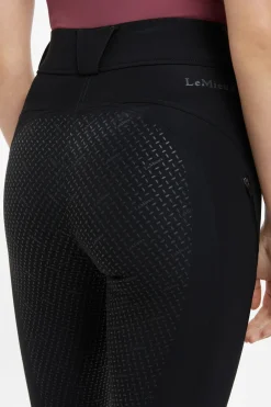 Amy Breggings Svart