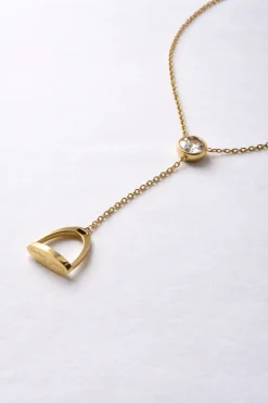 Halsband Stigbygel Guld