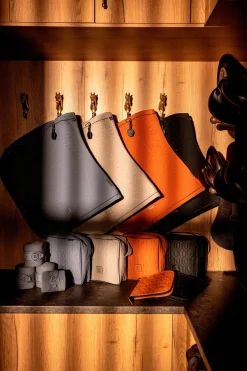 Passfodral Platinum-26 Svart