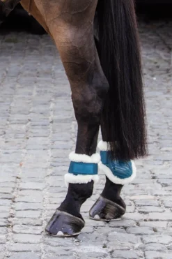 Vegan Bakskydd Fårskinn Emerald